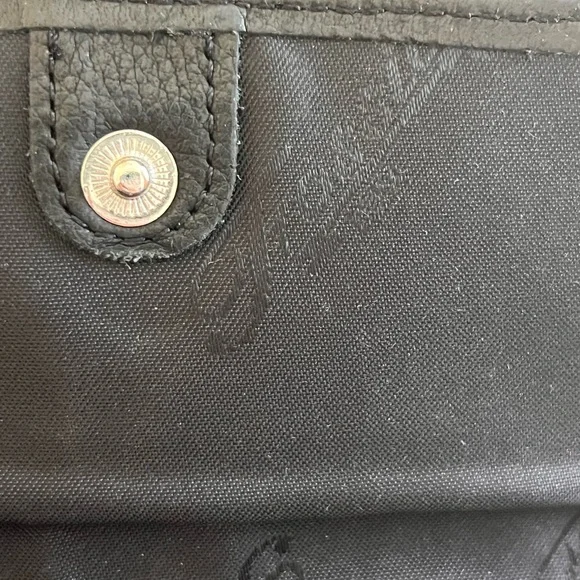 Fossil Black Floral Embossed Leather Key Pouch Wallet with ID Card Holder - Picture 6 of 11